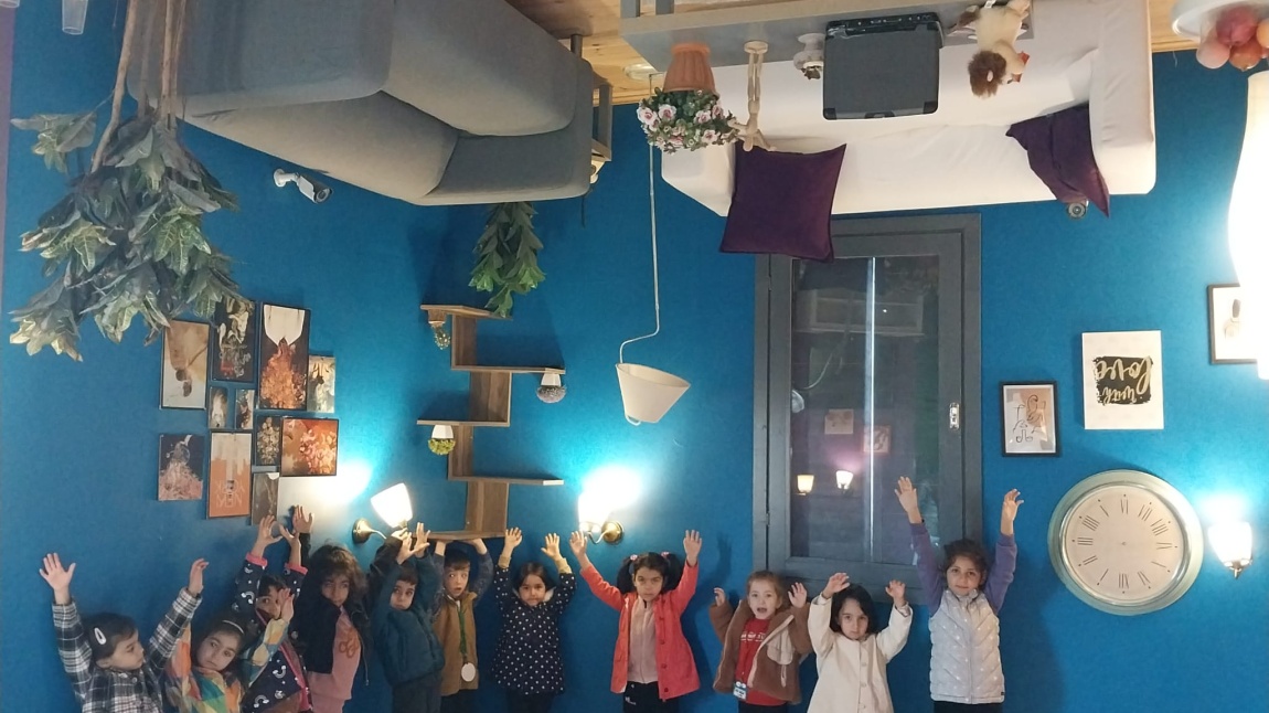 Anasınıfı A Ve Şubeleri Neşeli Köy Gezisinde