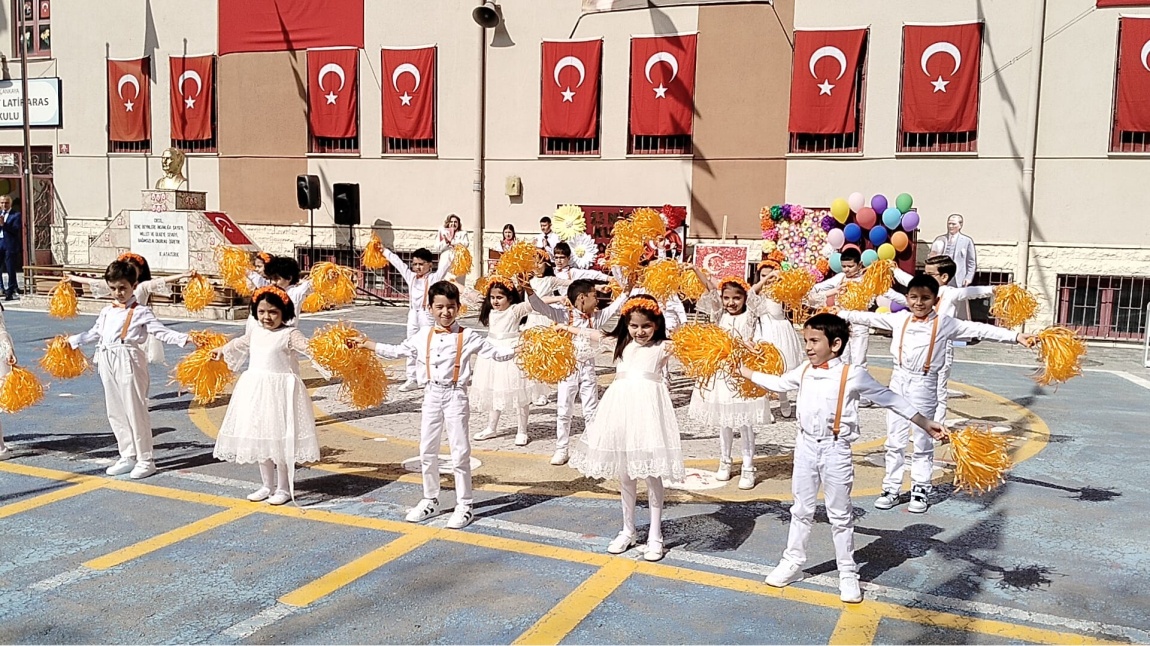 23 Nisan Ulusal Egemenlik ve Çocuk Bayramı Kutlu Olsun